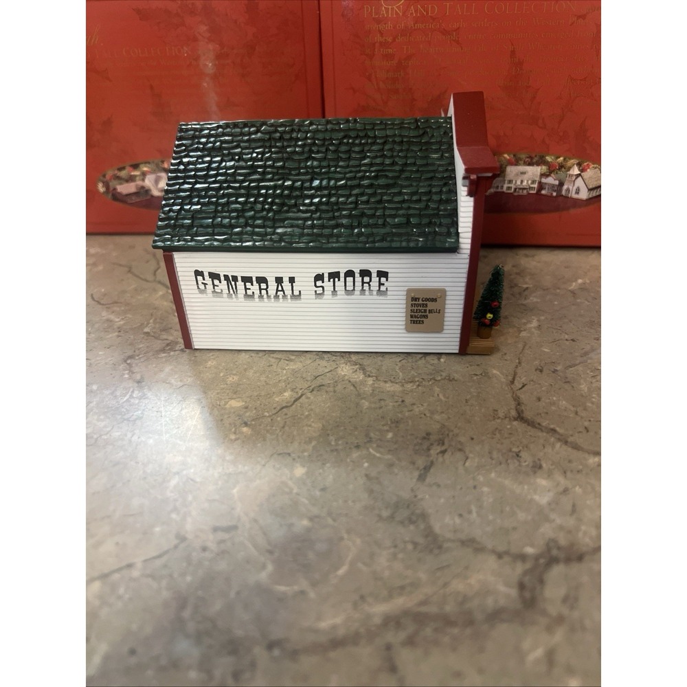 1994 Hallmark Mrs. Parkley's General Store HO Scale Building